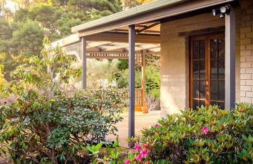South Bruny Maison | Cloudy Creek Cottage ~float in serenity!