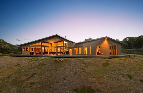 South Bruny Maison | Cloudy Bay Lagoon Estate ~ Architecturally designed home
