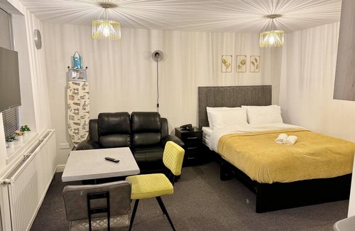 Seisdon Appartement | Luxury Studio Apartment Birmingham