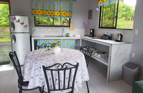 Bijagua Maison | Book and relax with your family in this quiet place, enjoy a comfortable stay