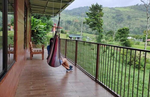 Bijagua Maison | Book and relax with your family in this quiet place, enjoy a comfortable stay