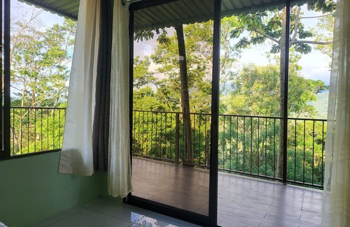 Bijagua Maison | Book and relax with your family in this quiet place, enjoy a comfortable stay