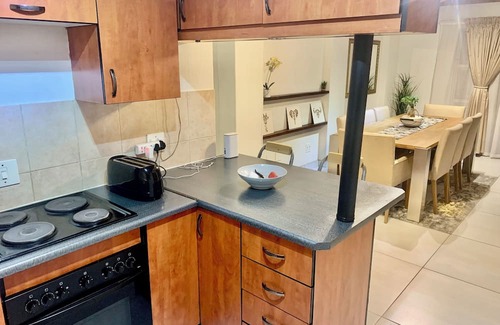 Centurion Maison | Penthouse delightful in Centurion with WiFi