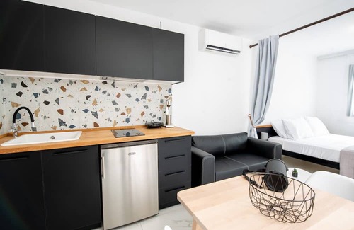 Zakhloritika Appartement | Grand Relax Suite 1 with Private Jacuzzi
