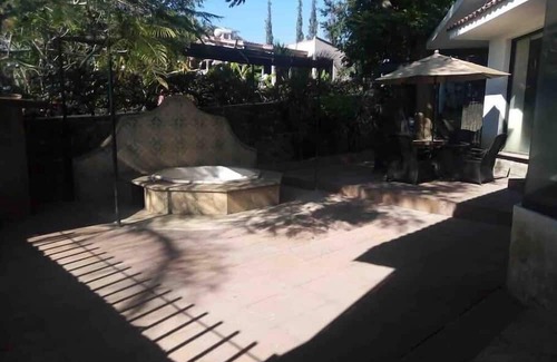 Tres de Mayo Maison | One floor house w/2 bdr 2 bath | Shared Pool