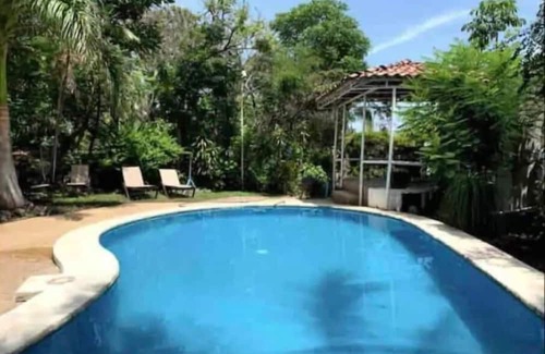 Tres de Mayo Maison | One floor house w/2 bdr 2 bath | Shared Pool