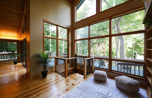 Lansing Maison | LNSNG VISTA I River + Trails