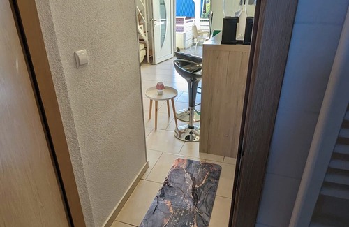Brinje Appartement | Vacation apartment Luna with pool. and dogs welcome