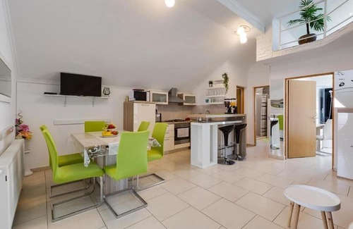 Brinje Appartement | Vacation apartment Luna with pool. and dogs welcome
