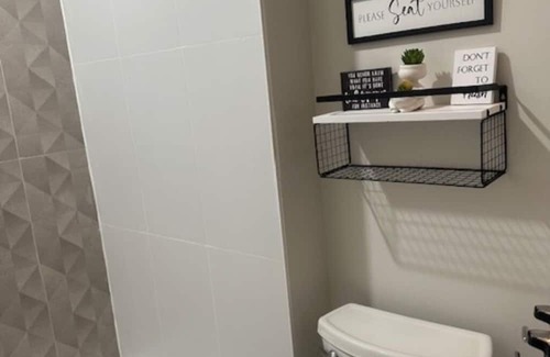 Downtown Baltimore Maison | Charming 4-bedroom townhome with AC and WiFi in Baltimore