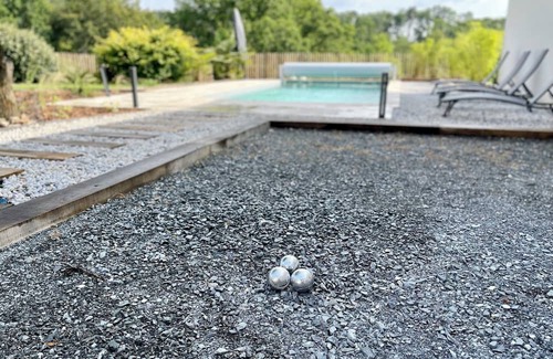 Maurens Maison | Maison Moderne à la Campagne, Climatisée, Piscine Chauffée Privative