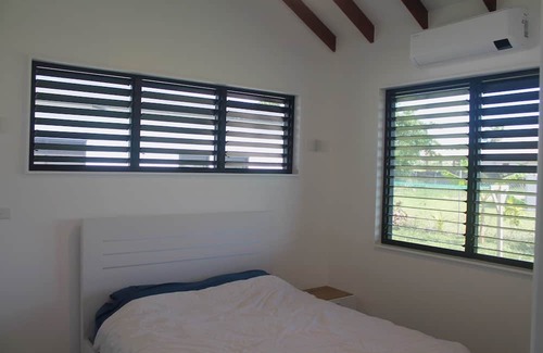 Teouma Maison | Stunning 3 Bedroom Oceanfront Retreat with Panoramic Views