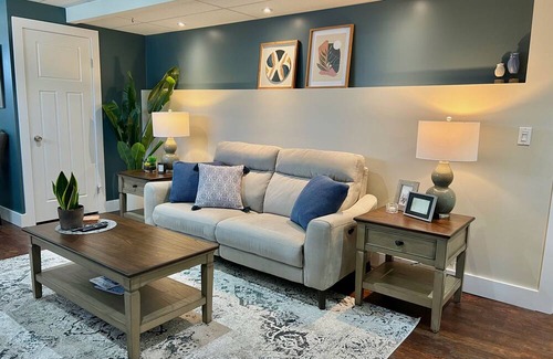 Prince George Maison | Inclusively Home - Buckhorn Suite