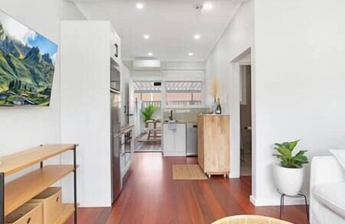Christies Beach Appartement | The Elements: WATER | Apartment Four