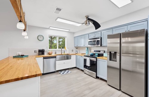 Westlake Highlands Maison | Canyon Oasis: Poolside Paradise Spectacular Views in Westlake Hills! 30+DayStay