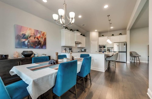 Keene Maison | Classy 2334 square foot Luxurious Home