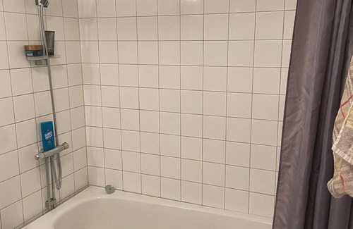 Uppsala Appartement | 2-bedroom apartment in Uppsala centrum with WiFi, close to all attractions.
