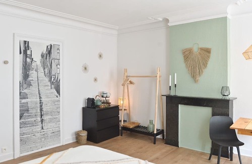 Liege Lit Et Petit-Déjeuner | Chambre D'hôtes Tout Confort Avec lit 180 Avec SDB Privée Proche du Centre Ville