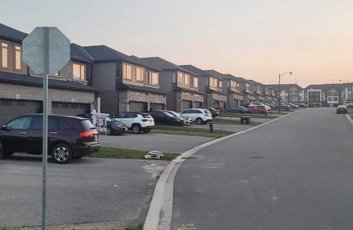 County of Brant Appartement | A cozy quiet place for all in the beautiful city of Paris, Ontario.