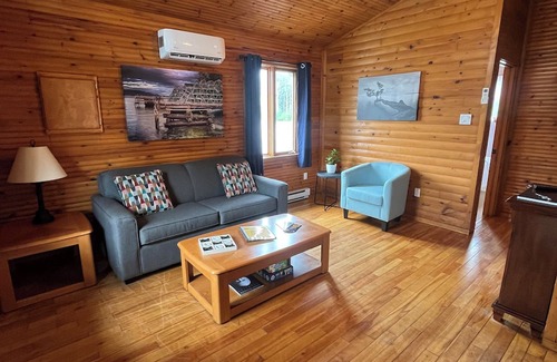 Sandringham Cabine | Adaline's Cottage at Sandringham