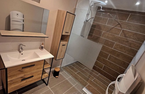 Nouvion-le-Comte Lit Et Petit-Déjeuner | For a calm, soothing moment. Accommodation with unlimited SPA