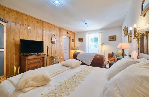 Saint-Martin-en-Vercors Appartement | Apartment 'Gte Edelweiss' with Mountain View, Private Terrace and Wi-Fi