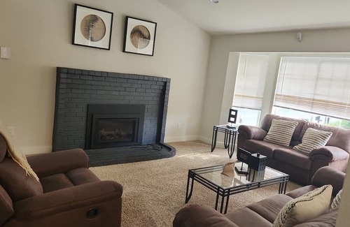 Cathcart Maison | Quaint 3-bedroom house with WiFi in charming Snohomish