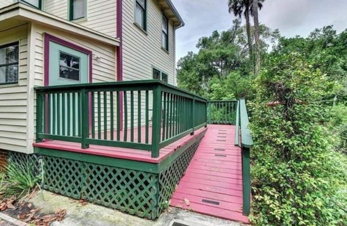 DeLand Maison | The Victorian House