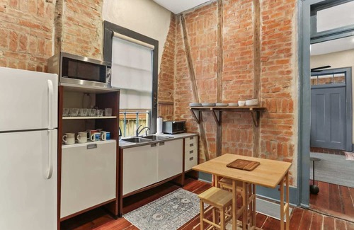 Treme Appartement | New Listing Discount! Lux, Historic 1bd in Treme!
