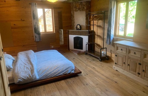 Orgnac-sur-Vezere Maison | Charmante Maison de Bourg, à L'orée de la Fôret - Animaux Acceptés !