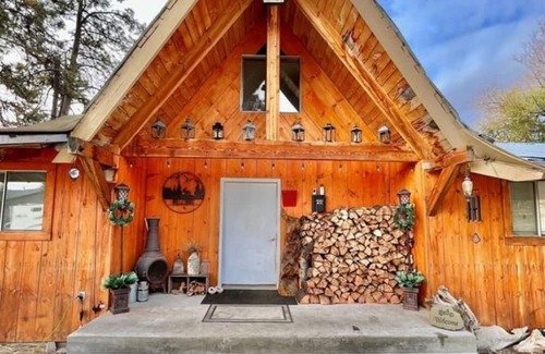 Okanogan County Cabine | Cabin retreat outside of Omak! Hunter's dream and offroad enthusiasts paradise!