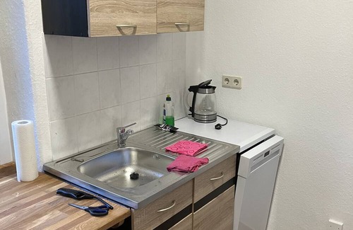 Zittau Appartement | Apartment 'Gemütliche Einraumwohnung' with Shared Garden and Wi-Fi