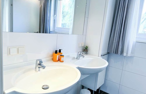 Augsdorf Appartement | 2-schlafzimmer Apartment, Terrasse, Seezugang