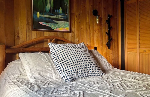 Wentworth-Nord Chalet De Ski | Nature cottage, nature's front row seat right at your spa or fireplace