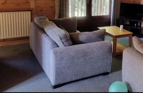 Innisfree Cabine | Deer Lodge is waiting for you! Enjoy natural beauty in an amazing backdrop.