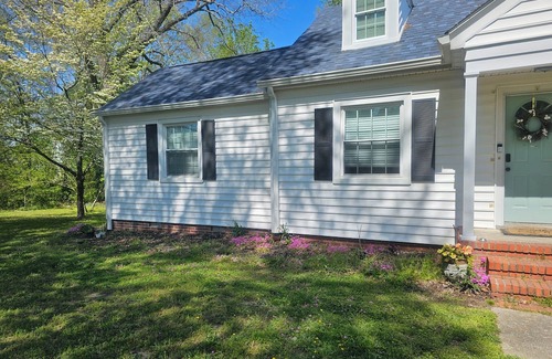 Stonehouse Maison | Charming 3BR house in HistoricToano