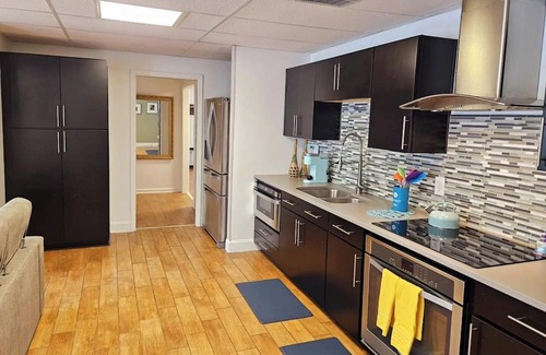 Suwanee Maison | 2 bedroom chic private loft in Suwanee