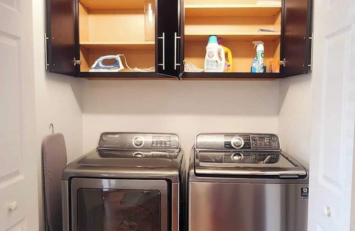 Suwanee Maison | 2 bedroom chic private loft in Suwanee