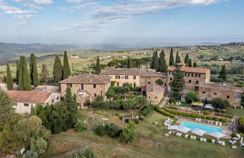 Greve in Chianti Autre | Country retreat near greve in chianti in a santo stefano winery