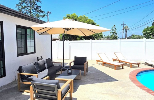 Glendora Maison | Luxurious Pool House in Glendora
