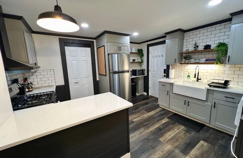 Syracuse Appartement | Newly renovated 2-bedroom apartment in welcoming Syracuse with AC, WiFi and Hea