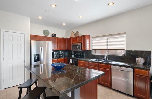 Legend Trail Maison | 4 Bedroom | Sparkling Pool | Pool Table | LOCATION