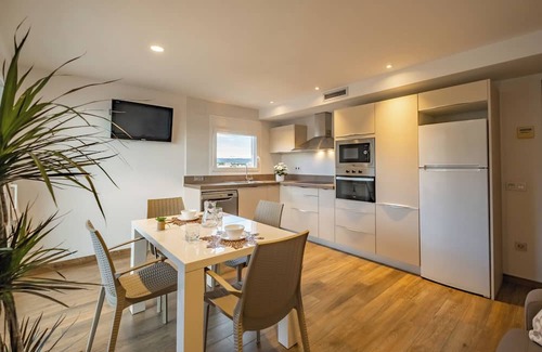 L'Hospitalet de l'Infant Appartement | Apartamento con Terraza, Vistas Playa y Montaña