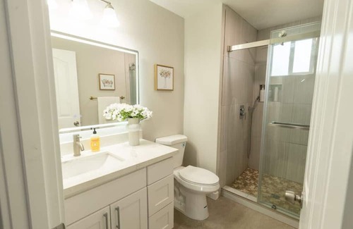 Parkland Lit Et Petit-Déjeuner | Room with Queen Bed in Tacoma