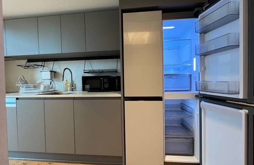 COEX Appartement | Samseong-dong clean and luxurious 3 Q-beds