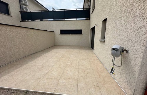 Satolas-et-Bonce Appartement | House 80 with 3 bedrooms lechaffardcom