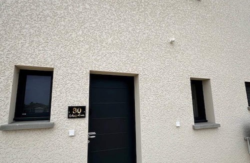 Satolas-et-Bonce Appartement | House 80 with 3 bedrooms lechaffardcom