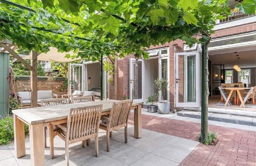 Scheldebuurt Appartement | Exquisite 3-Bedroom Luxury Apartment