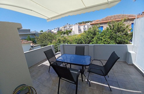 Lesvos Maison | 5 minutes to the center!Pet-Friendly!
