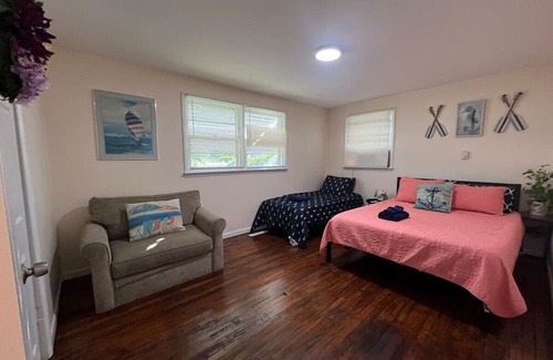 Pleasantville Maison | Coastal home @ Edgewater